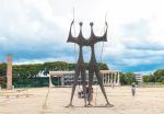 Rzeźba „Os Candangos”, nazywana też „Os Guerreiros”, znajduje się na Praça dos Três Poderes w stolicy Brazylii. W 1959 r. stworzył ją Bruno Giorgi