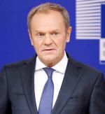 W Sejmie istnieje już większość pozwalająca postawić prezesa NBP przed Trybunałem Stanu – powiedział we wtorek lider PO Donald Tusk afp