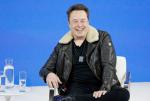 „Zawatydzający i kłopotliwy” Elon Musk