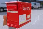 Władze Poczty Polskiej podjęły decyzję o praktycznym „zamrożeniu” działalności operatora. Firma wstrzymuje nakłady na inwestycje, nawet już te trwające