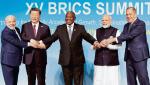 BRICS to grupa pięciu państw. Na zdjęciu (od lewej) jej przedstawiciele: Brazylii (prezydent Lula), Chin (przewodniczący ChRL, Xi Jinping), RPA (prezydent Cyril Ramaphosa), Indii (premier Narendra Modi) oraz Rosji (szef MSZ, Siergiej Ławrow). W 2023 roku ogłoszono rozszerzenie organizacji o pięć kolejnych krajów. Czy razem będą w stanie stworzyć przeciwwagę dla państw Zachodu?