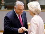 Instytucje unijne zorientowały się, że z Viktorem Orbánem trzeba grać twardo