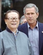 Jiang Zemin i prezydent USA George W. Bush. Teksas, 25 października 2002 r.
