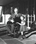 W 1932 r. mało kto wiedział, że kandydujący na urząd prezydenta Franklin Delano Roosevelt porusza się na wózku inwalidzkim