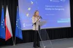 Katarzyna Pełczyńska-Nałęcz, minister funduszy, ogłasza nabory do projektu „Granty na Eurogranty”