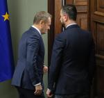 Donald Tusk (na zdjęciu w Sejmie z Władysławem Kosiniakiem- -Kamyszem z PSL) ma bardziej po drodze z Trzecią Drogą niż z Lewicą