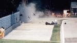 Śmiertelny wypadek Ayrtona Senny podczas wyścigowego weekendu na torze Imola w 1994 roku i równie tragiczny w skutkach wypadek Rolanda Ratzenbergera zmieniły świat Formuły 1 Alberto Pizzoli/Sygma/Sygma via Getty Images