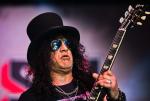 Slash wrócił do Guns N' Roses, ale właśnie wydał płytę solo