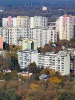 Miesięczne wydatki na ratę kredytu coraz mniej obciążają portfele gospodarstw domowych