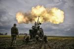 Wojna w Ukrainie pokazała, że trudno wygrać bez przewagi w amunicji i pociskach artyleryjskich ARIS MESSINIS/AFP