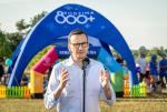 Mateusz Morawiecki, jako premier w rządzie PiS reklamował 800 plus