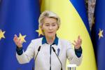 Ursula von der Leyen obiecała w piątek w Kijowie 35 mld euro kredytu dla Ukrainy