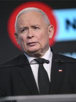 Jarosław Kaczyński ma sporo problemów na głowie: wybór kandydata, kłopoty finansowe po decyzji PKW oraz zachowanie jedności partii