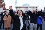 Koreańczycy protestują przeciw prezydentowi. Seul, 4 grudnia