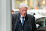 Bill Clinton, już jako były prezydent, zabiegał u Epsteina o wsparcie dla swoich przedsięwzięć