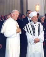 Jan Paweł II i rabin Elio Toaff. Wizyta papieża w rzymskiej Synagodze Większej 13 kwietnia 1986 r. to był przełom we wzajemnych relacjach