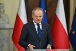 Premier Donald Tusk szacuje, że czasowe cięcie podatków pozwoli obniżyć pikujące ostatnio ceny paliw o 1,2 zł/l