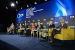Uczestnicy debaty pt. „Ambicje kontra rzeczywistość. Czy Polska potrafi budować realną pozycję w Europie?”