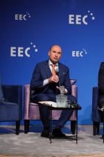 Musimy konsekwentnie inwestować w modernizację i cyfryzację aktywów, a jednocześnie przeprowadzić transformację źródeł ciepła w sposób racjonalny, z maksymalnym wykorzystaniem energii pierwotnej – mówił Luiz Hanania, prezes i dyrektor generalny Grupy Veolia w Polsce