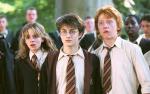 Dominujące poglądy epoki, w której J.K. Rowling tworzyła swoje dzieło, jak i jej główny lęk, przeniknęły na karty powieści. Na zdjęciu: Emma Watson (w ekranizacji odtwórczyni roli Hermiony Granger), Daniel Radcliffe (Harry Potter) i Rupert Grint (Ron Weasley)