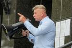 Krzysztof Tołwiński regularnie odwiedza Białoruś i wychwala tamtejszy reżim