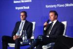 Modernizacja, którą proponował Mateusz Morawiecki za czasów ostatnich rządów PiS, się nie przyjęła. Ale były premier w dalszym ciągu chce zbudować atrakcyjną ofertę dla klasy średniej, o której wzgledy rywalizauje m.in. z Konfederacją Krzysztofa Bosaka