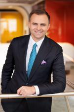 Nowy szef PwC w Polsce Przemysław Paprotny widzi potrzebę ulg podatkowych dla instytucji finansowych, inwestujących w fundusze wspierające obronnośc, infrastrukturę czy technologie