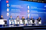 Uczestnicy debaty podczas Ogólnopolskiej Konferencji BGK dla JST