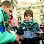 Uczestnicy na starcie otrzymali karty gry. Na nich spisane były zadania do wykonania