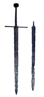 Miecz  z początku XIV wieku