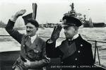 Hitler i adm. Erich Reader podczas pokazów  Reichsflotte w 1933 r.