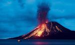 Anak Krakatau wyrósł w latach 20. na wyspie, która powstała po największym w historii wybuchu wulkanu w 1883 roku