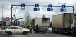 Przewoźnicy narzekają na długie kolejki ciężarówek czekających na odprawę. Obawiają się, że po wejściu Polski do strefy Schengen kolejki wydłużą się