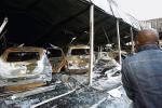 Podczas zamieszek w podparyskim Villiers-le-Bel  spłonęło ponad 70 samochodów 
