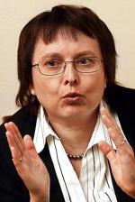 Katarzyna Hall, minister edukacji narodowej 