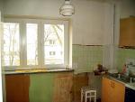 Przy ul. Karmelickiej na Muranowie można kupić mieszkanie za 527 tys. zł. W budynku z 1960 roku na sprzedaż jest dwupokojowy lokal o powierzchni 48 mkw.