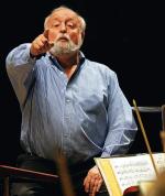Kompozytor podczas próby w Filharmonii Świętokrzyskiej, 2006 