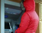 Wypłata z obcego bankomatu mogła znacznie uszczuplić stan konta