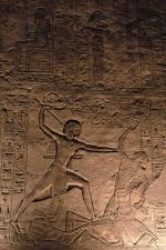 Faraon przebija wroga włócznią, relief z Wielkiej Świątyni w Abu Simbel