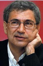 Orhan Pamuk w 2005 r.