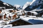 Wszystkie hotele w Lech należą do miejscowych rodów góralskich