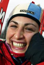 Justyna Kowalczyk, ur. 19 stycznia 1983 r. Brązowa medalistka igrzysk w Turynie na 30 km stylem dowolnym. Dwa razy wygrała zawody PŚ: rok temu w Otepaeae i w tym sezonie w Canmore 