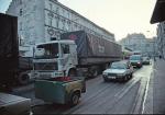 We wczesnych latach 90. niedostosowane do dużego ruchu przejścia graniczne, jak to w Zgorzelcu, pękały w szwach