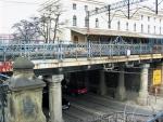 Wiadukt kolejowy wraz z murami oporowymi nad ul. Lubicz w Krakowie przed modernizacją