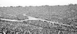 Papieska msza na Stadionie Dziesięciolecia w 1983 r. zgromadziła tłumy warszawiaków