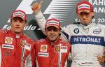 Robert Kubica na podium w Bahrajnie. Obok kierowcy Ferrari: Kimi Raikkonen (z lewej) i Felipe Massa. Polak wyjechał do Włoch w wieku 13 lat. Startował tam w zawodach gokartów i formule Renault 2000 