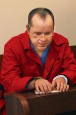 Sławomir Kościuk powiesił się 4 kwietnia  w celi. Na zdjęciu podczas ogłoszenia wyroku dożywotniego więzienia  31 marca  w Płocku
