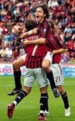 Filippo Inzaghi z AC Milan w tym sezonie Ligi Mistrzów rzadko miał powody do radości