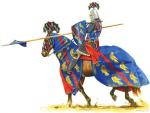 Rycerz angielski w pełnej zbroi kolczej z nakolannikami, hełmie garnczkowym (tzw. wielkim),  uzbrojony w tarczę, miecz i kopię z proporcem. Koń w kropierzu