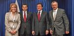 Jolanta Szymanek--Deresz, była szefowa Kancelarii Aleksandra Kwaśniewskiego, chce tak jak jej partyjny kolega Marek Siwiec, były szef BBN (po prawej), zasiąść w unijnych ławach. Na zdjęciu z Wojciechem Olejniczakiem i Jose Manuelem Barroso